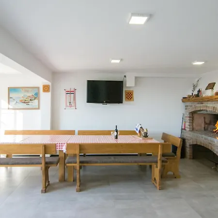 Ivka New House Pool And Beautiful View *