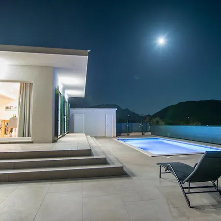 فيلة Ivka New House Pool And Beautiful View Kostanje