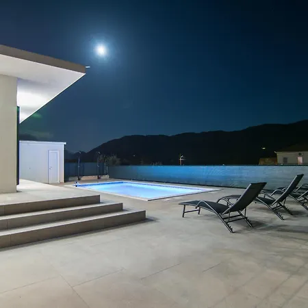 Vila Ivka New House Pool And Beautiful View Kostanje